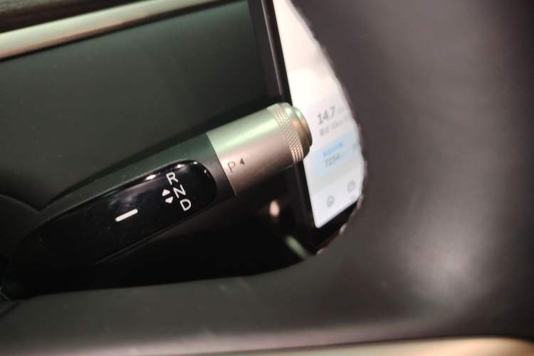 Used ONVO Luxeed L90 2025 Model—Max Six-Seater Version