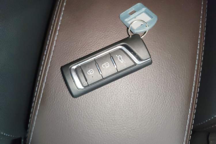 Used GAC Trumpchi GS4 2018 200T G-DCT Two-Wheel Drive Elite Edition