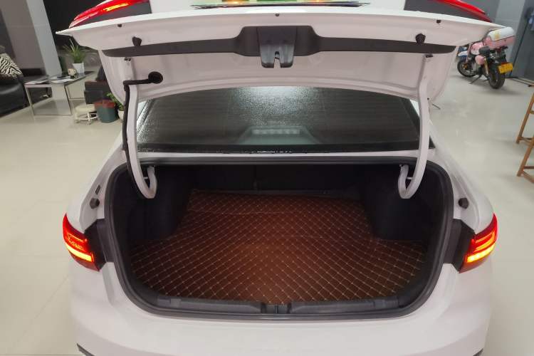 Used Volkswagen Lavida 2023 Revised 1.5L Automatic DeYi Edition