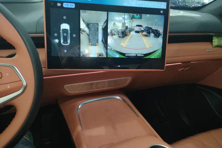 Used  S07 2023 200Max Range-Extended Version