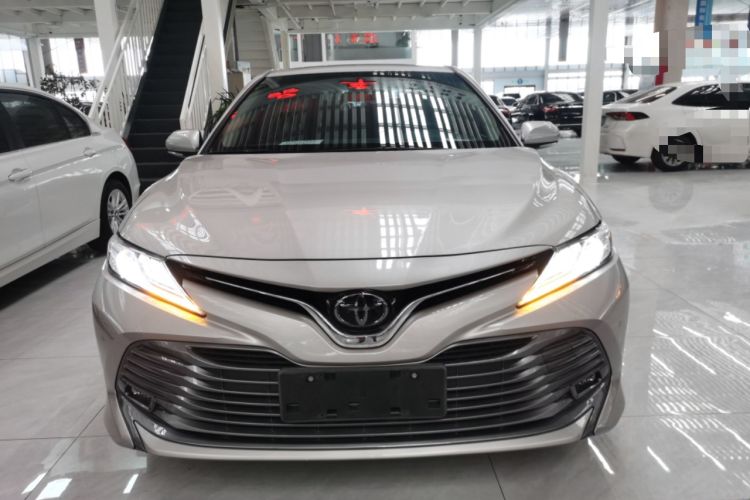 Used Toyota Camry 2019 Revised Version 2.0G Luxury Edition