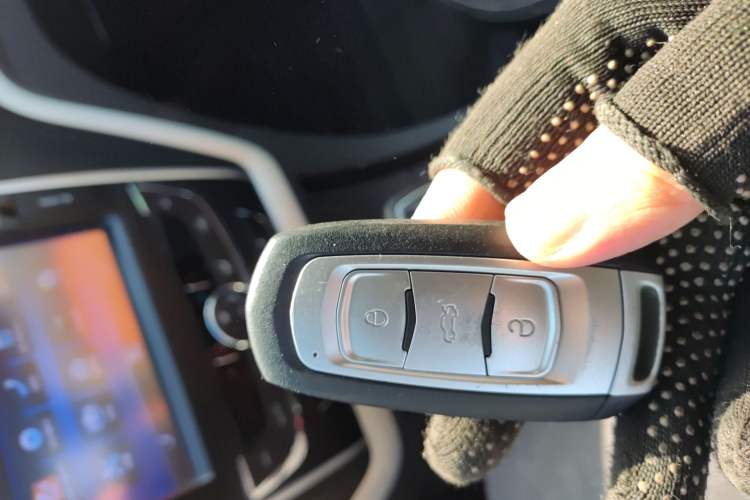 Used Geely Auto Emgrand 2016 Hatchback RS 1.5L CVT Upward Edition
