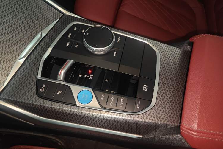 Used BMW i3 2024 eDrive 40 L Midnight Edition