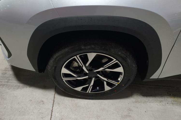 Used Geely Auto FX11 2025 4th Generation 1.5TD DCT – The Start
