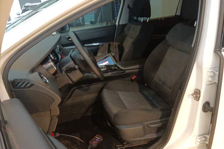 Used Peugeot 3008 2013 2.0L Automatic Classic Edition
