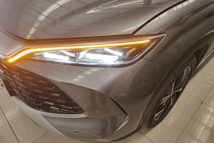 Used BYD Song L DM-i 2025 Intelligent Driving Version 160 km Beyond-Range Type