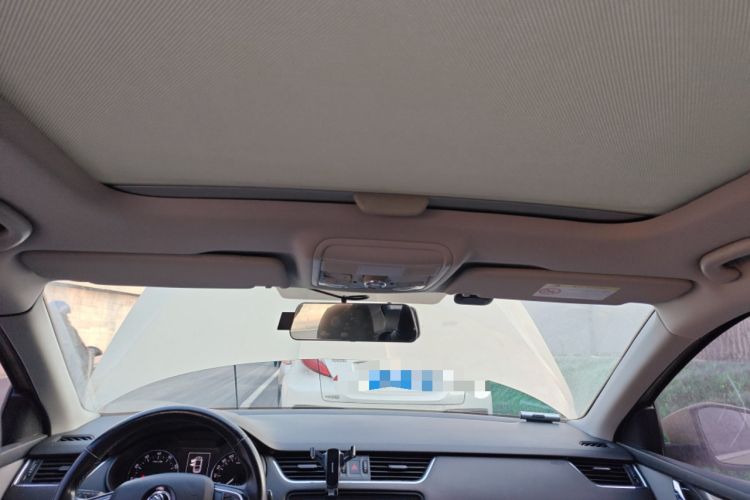 Used Skoda Octavia 2015 1.6L Manual Yijun Edition