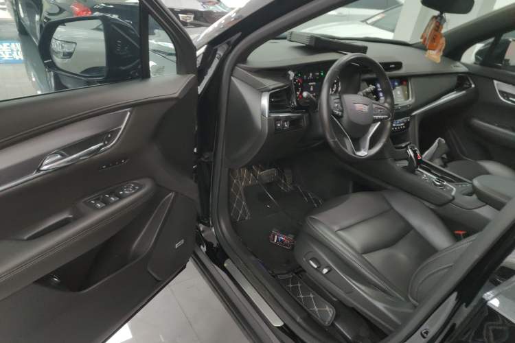 Used Cadillac XT6 2021 28T Six-Seater Four-Wheel-Drive Fashion Edition
