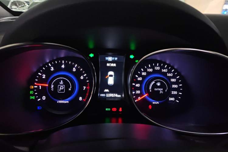 Used Hyundai Grand SantaFe 2013 3.0L 7-Seater 4x4 Flagship Edition