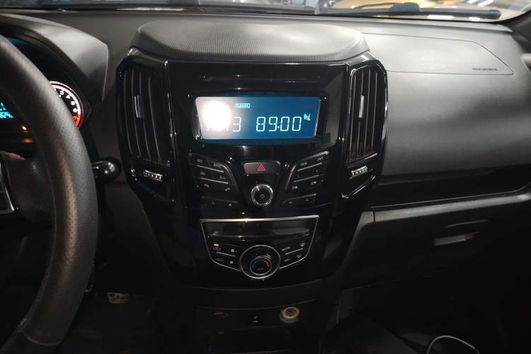 Used Great Wall M4 2014 1.5L manual Comfort trim level
