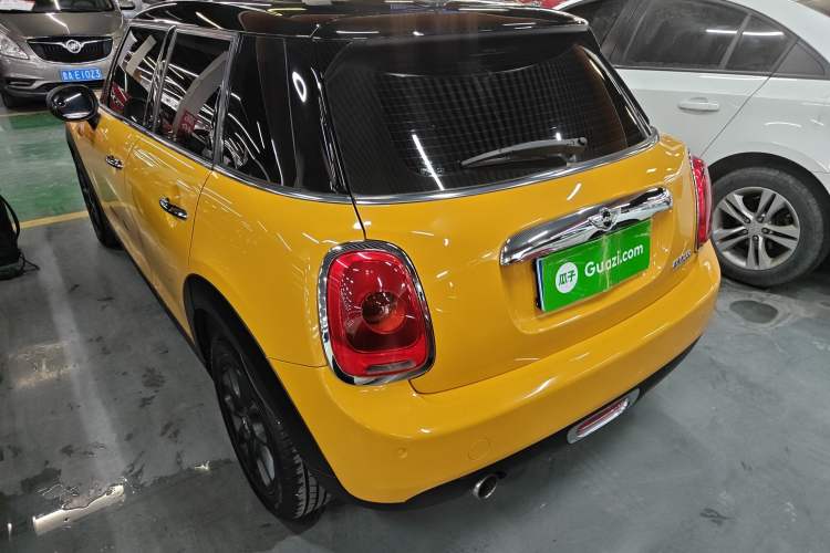Used  MINI 2015 1.5T COOPER Fun Five-Door Edition
