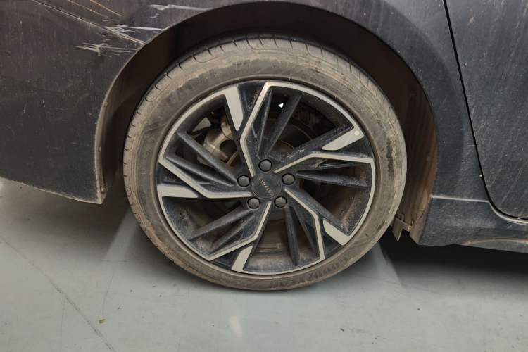 Used Lynk & Co 03 2023 1.5TD DCT JingPro
