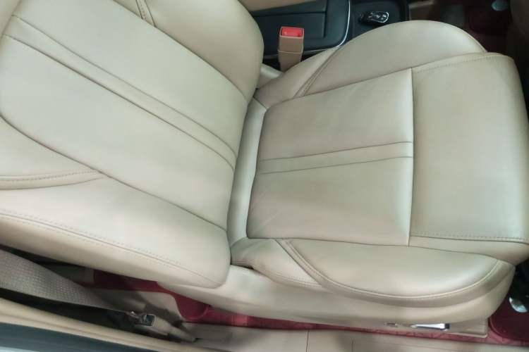 Used Buick GL8 2021 ES Land Cruiser 653T Luxury Edition
