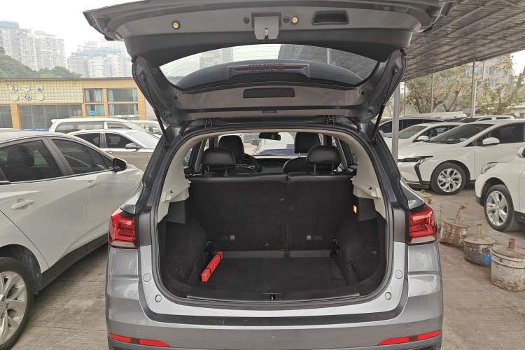 Used Roewe RX3 2021 PRO 1.6L CVT Elite Model
