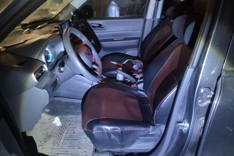 Used Wuling Hongguang New Energy 2024 All-Electric Model 300KM Standard Version
