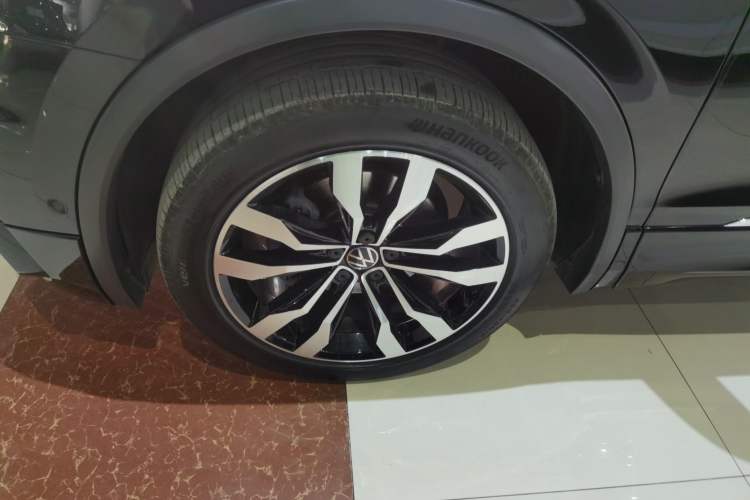 Used Volkswagen Tiguan L 2021 330TSI Automatic Two-Wheel Drive R-Line Flagship Edition