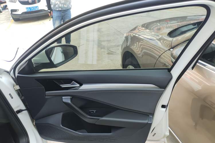 Used Volkswagen Sagitar 2021 280TSI DSG Excellence Edition
