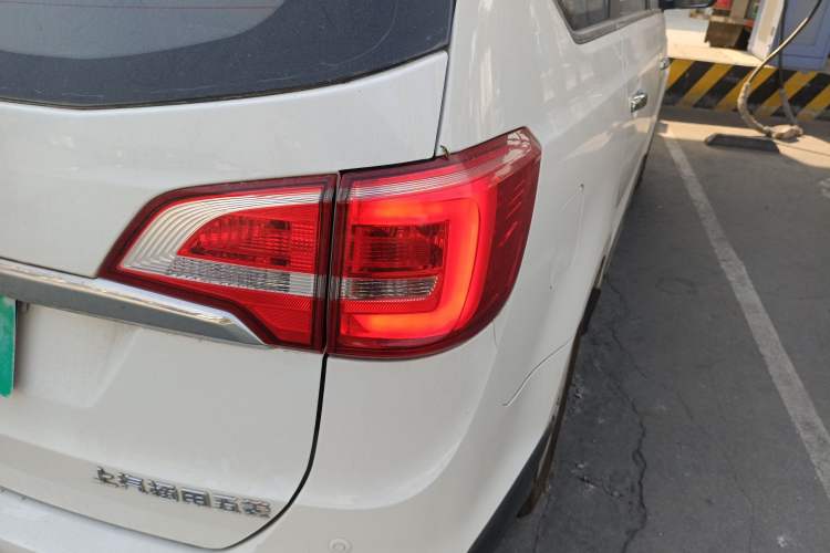 Used Baojun 730 2016 1.5L Manual Comfort Version 7 Seats China V Emission Standard