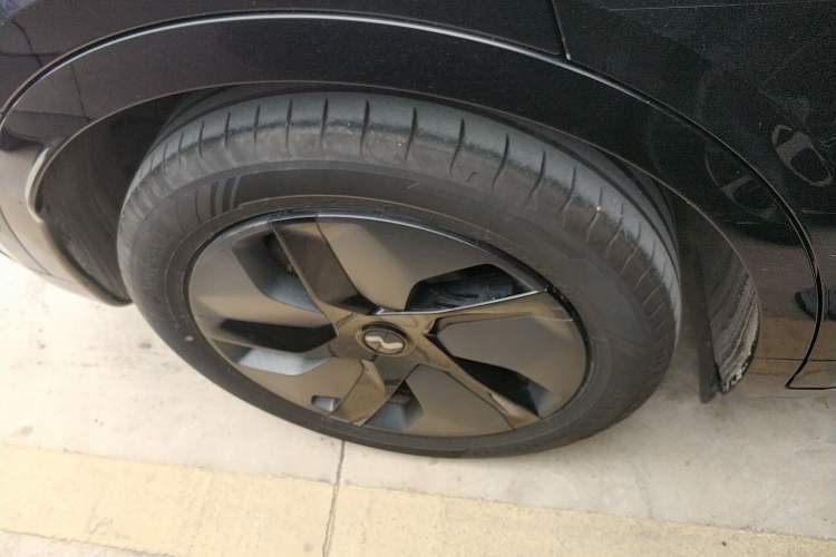 Used ONVO L60 2024 60 kWh Rear-Drive Version