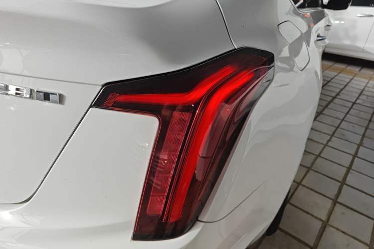 Used Cadillac CT5 2021 28T Luxury Version
