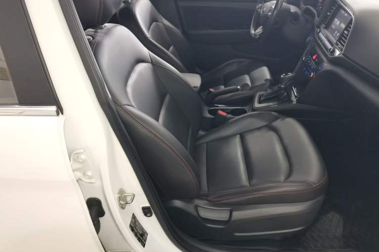 Used Hyundai Elantra 2018 1.4T Dual-Clutch Xuan Dong · Dynamic Edition
