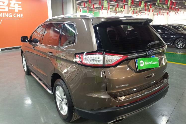 Used Ford Edge 2018 EcoBoost 245 Two-Wheel-Drive Platinum Edition 5 Seats