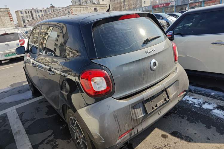 Used  forfour 2018 0.9T 66 kW Pioneer Edition