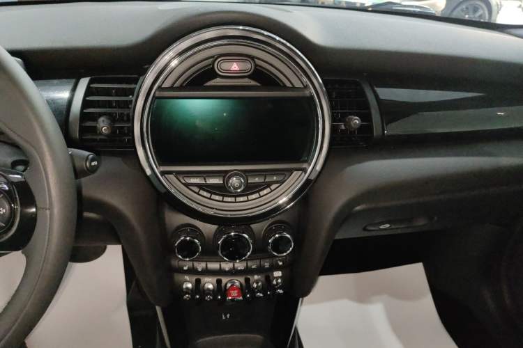 Used  MINI 2019 1.5T COOPER CABRIO Artist
