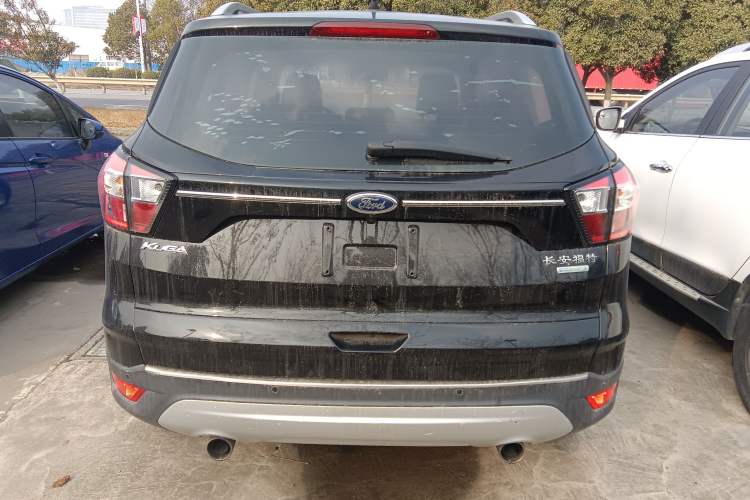 Used Ford Kuga 2017 EcoBoost 180 Two-Wheel-Drive Tiger Leap Model
