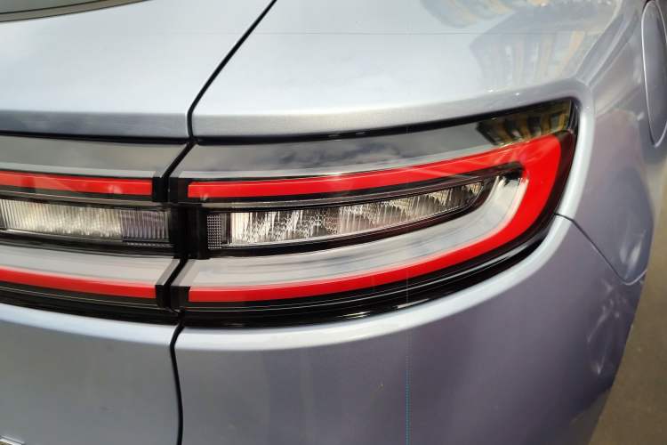 Used Hima AITO M5 2023 Extended-Range Rear-Drive Standard Version