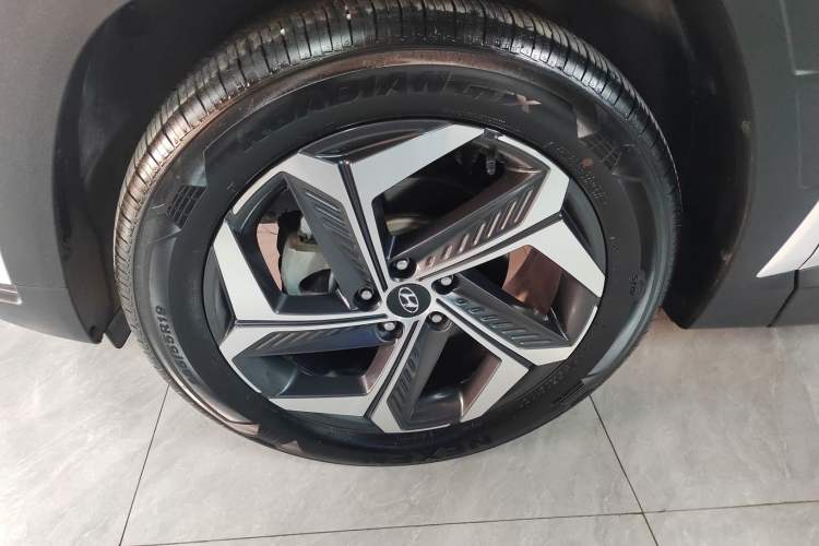 Used Hyundai Tucson 2023 Tucson L 1.5T Automatic Two-Wheel Drive LUX Prestige Edition
