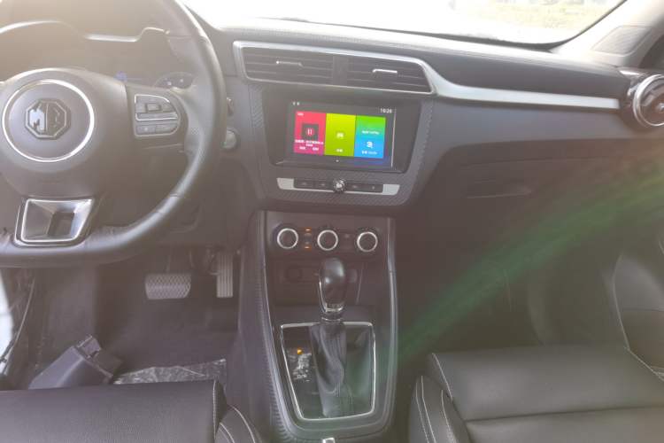 Used MG ZS 2018 1.5L Automatic Luxury Edition China V Standard
