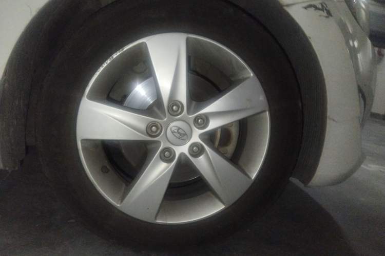 Used Hyundai Elantra 2013 1.6L Automatic Luxury Model
