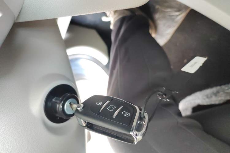 Used JMEV Xiao Qilin 2024 201km Comfort Version
