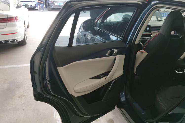 Used Lynk & Co 06 2020 1.5T YAO Halo
