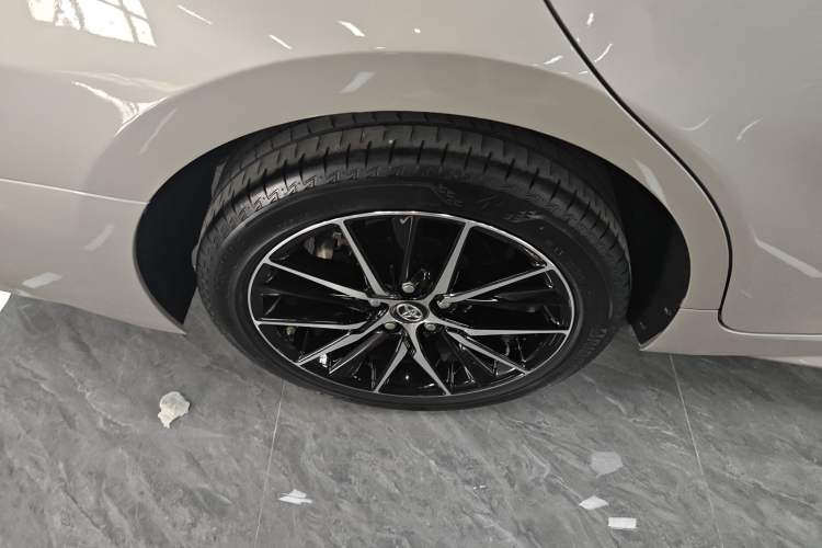 Used Toyota Camry 2021 2.0S FENGSHANG Edition
