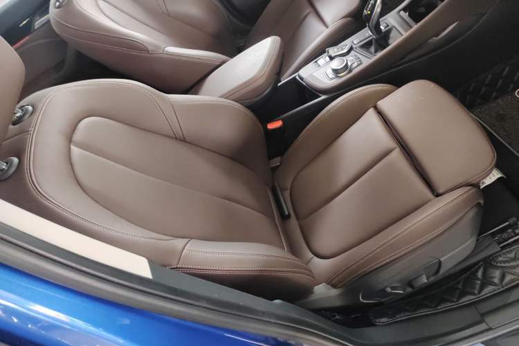 Used BMW X1 2020 sDrive25Li Leading Model
