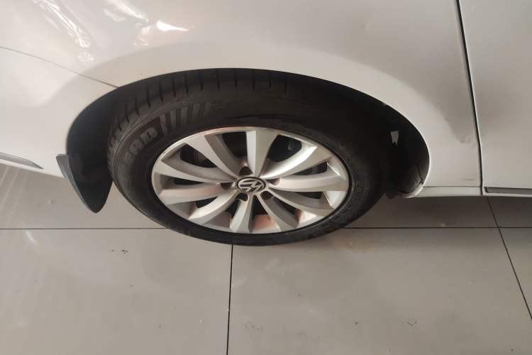 Used Volkswagen Magotan 2013 2.0 TSI Luxury Model