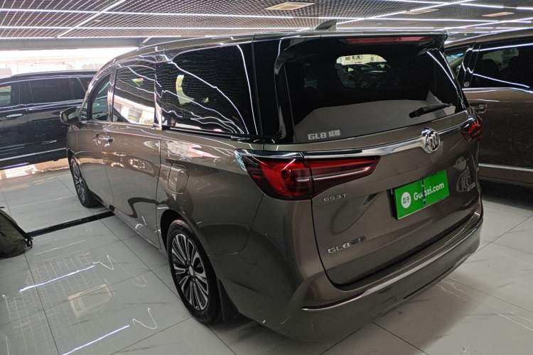 Used Buick GL8 2021 ES Landtrek 653T Luxury Model
