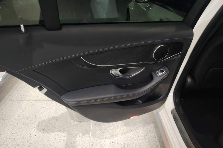 Used Mercedes-Benz C-Class 2017 Restyled C 180 L Fashion Edition Sport Version
