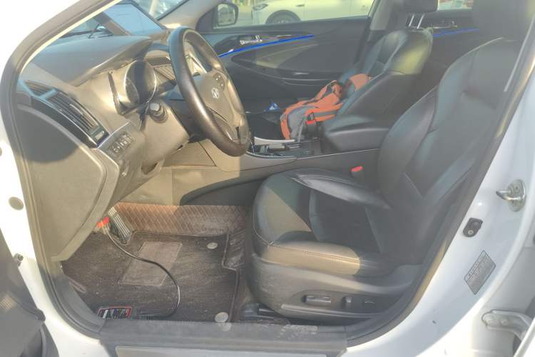 Used Hyundai Sonata 2014 2.4L Automatic Leading Edition China IV Standard
