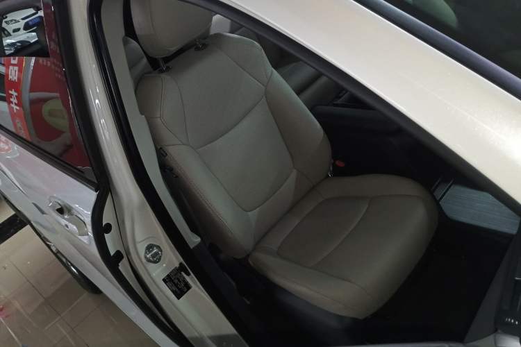 Used Toyota Sienna 2024 2.5L Hybrid Comfort Edition
