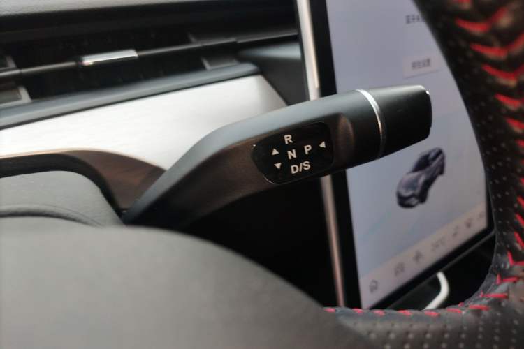 Used NETA V 2022 Long-Range Industry Custom Edition
