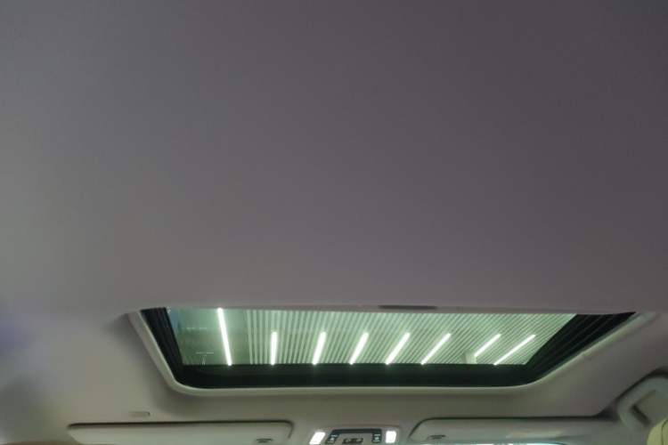 Used Toyota Sienna 2023 2.5L Hybrid Comfort Edition
