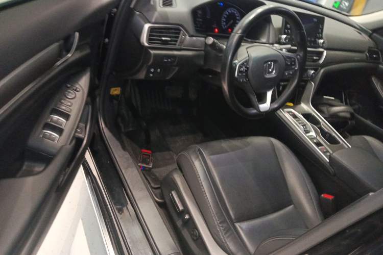 Used Honda Accord 2018 Rui Hybrid 2.0L Rui Ling Edition China VI
