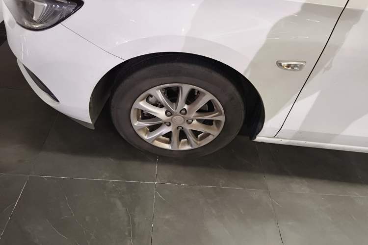 Used Buick GL6 2018 18T 6-Seater Luxury Model
