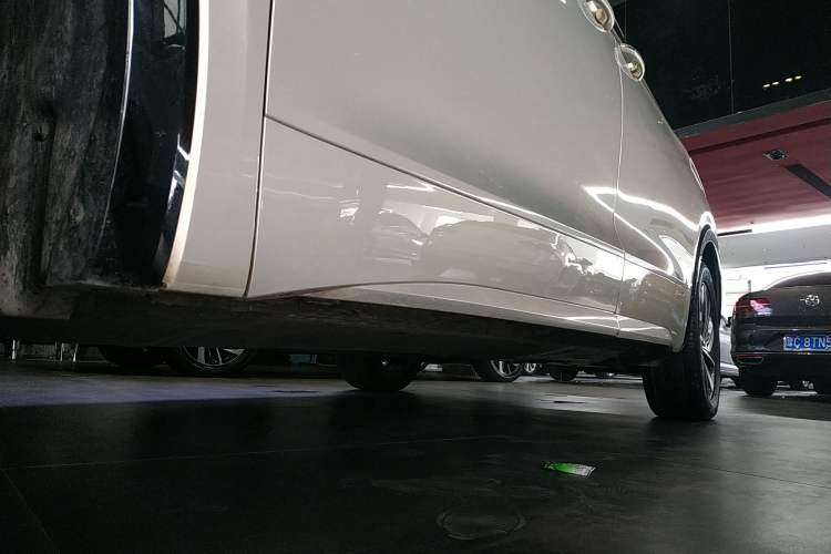 Used Volkswagen Viloran 2024 330TSI Luxury Edition
