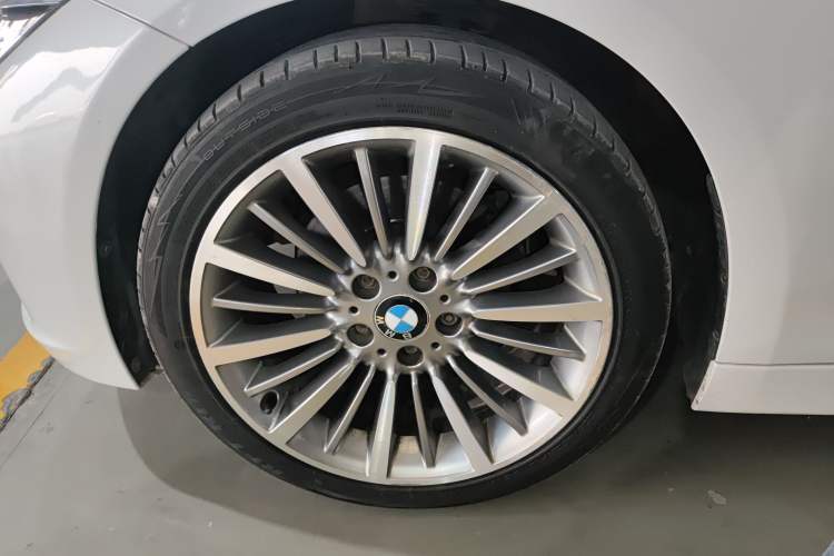 Used BMW 3 Series 2018 320Li Leading Luxury Package
