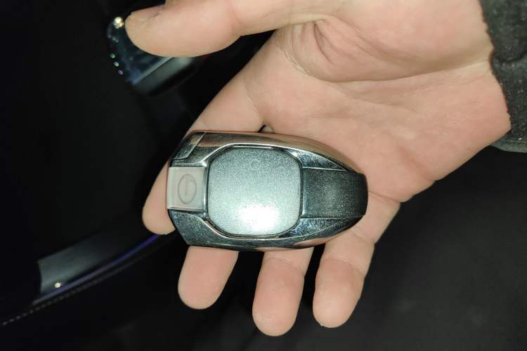 Used GAC Trumpchi GS8 2022 Dual-Engine Series 2.0TM Two-Wheel Drive Prestige Edition (7 Seats)
