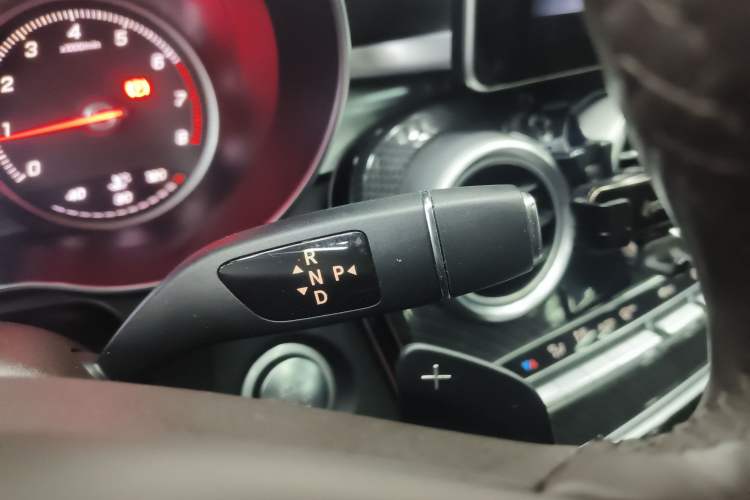 Used Mercedes-Benz GLC 2017 GLC 260 4MATIC Dynamic Edition
